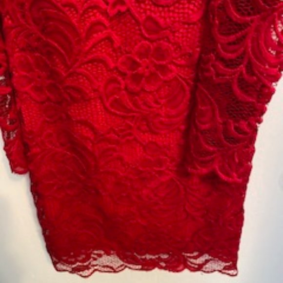 H&M Dresses Red on is size 4 black and white size S brand new with tag. - Picture 6 of 7